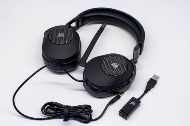 Corsair HS65 Surround Lieferumfang